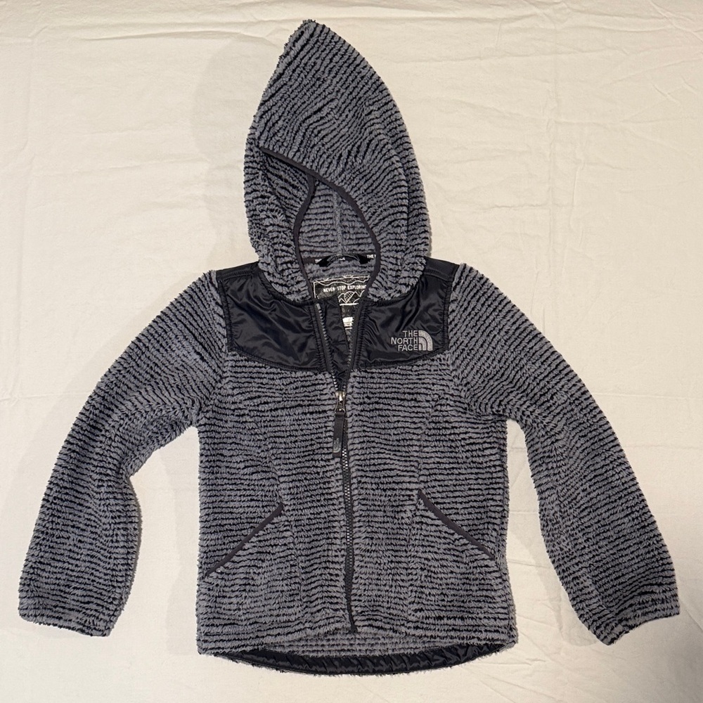 The North Face Kids Black and Gray Fleece Hoodie